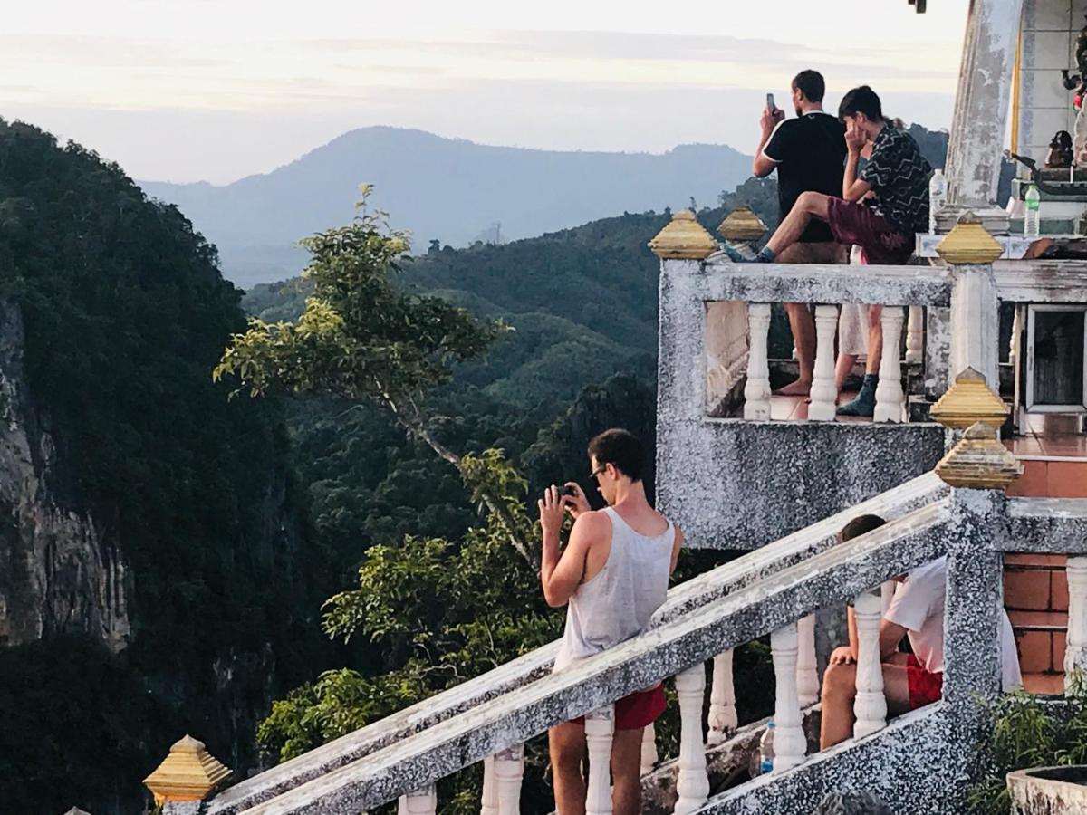 Tiger Cave Meditation Home Krabi town Exterior foto